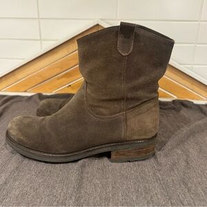 LA CANADIENNE WINTER SUEDE BOOTS -10M